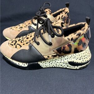NWOT Steve Madden Ladies Cliff Leopard Print Sneakers Size 10M